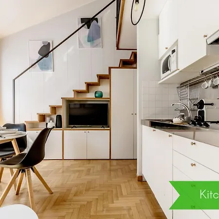 Modern Simplicity In Centre Appartement Milaan